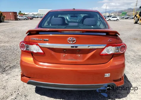 2013 Toyota Corolla Base z USA, uszkodzony, nr VIN 2T1BU4EEXDC087068